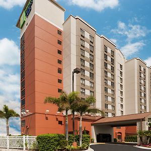 Holiday Inn Express&Suites - Nearest Universal Orlando